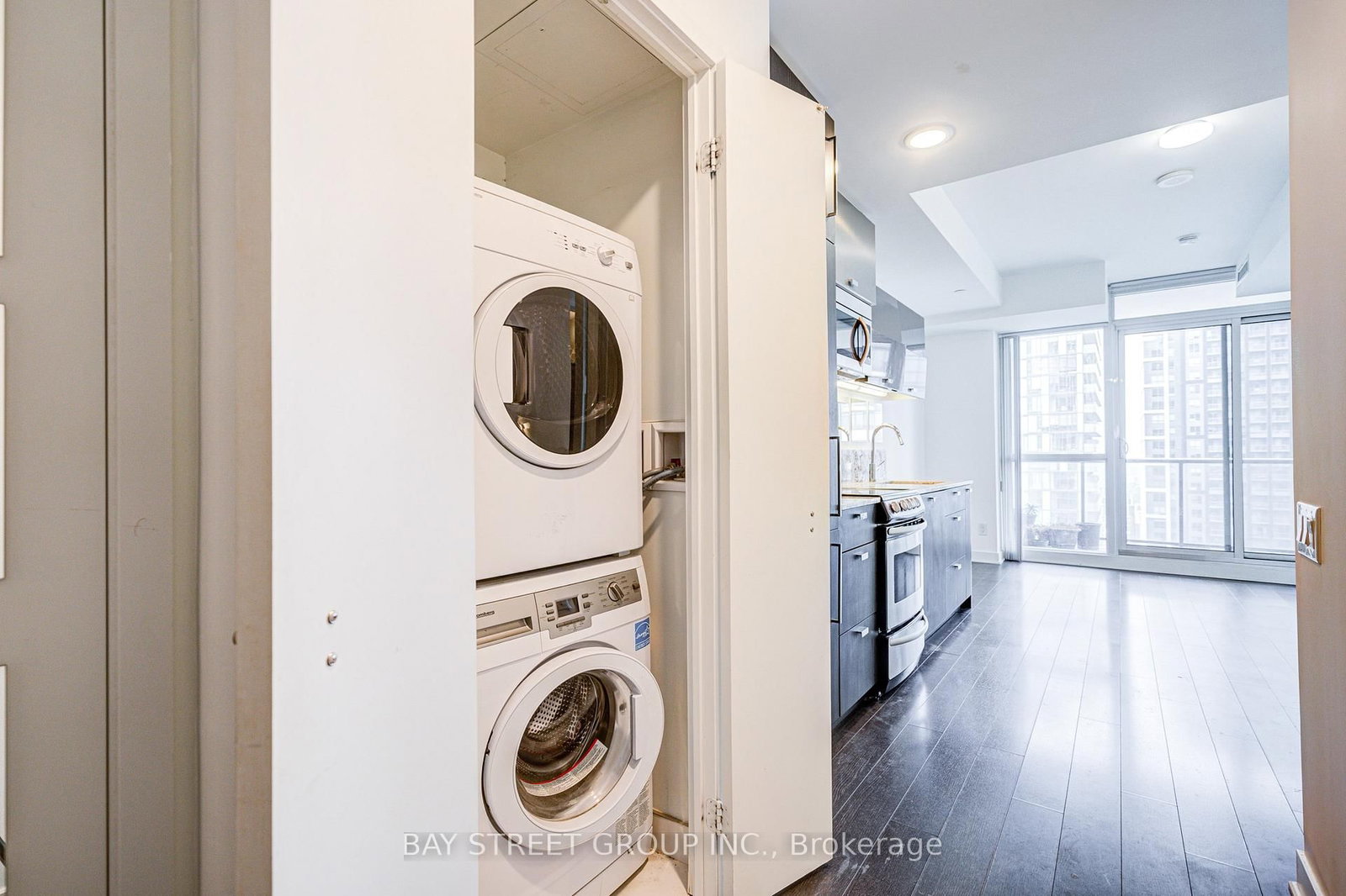 290 Adelaide Street W, Unit 3002 - Photo 11