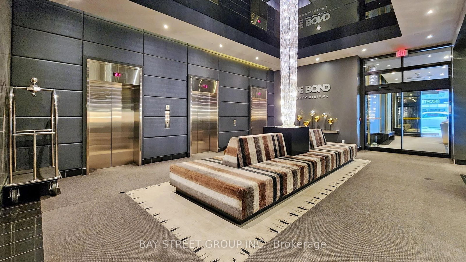 290 Adelaide Street W, Unit 3002 - Photo 35