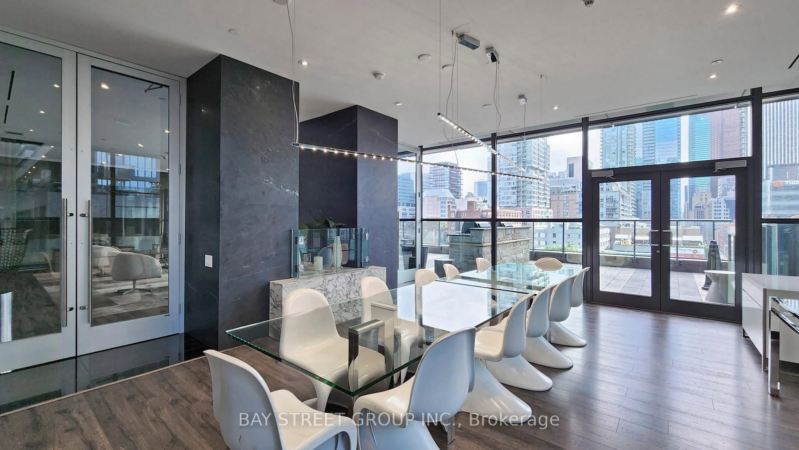 290 Adelaide Street W, Unit 3002 - Photo 38