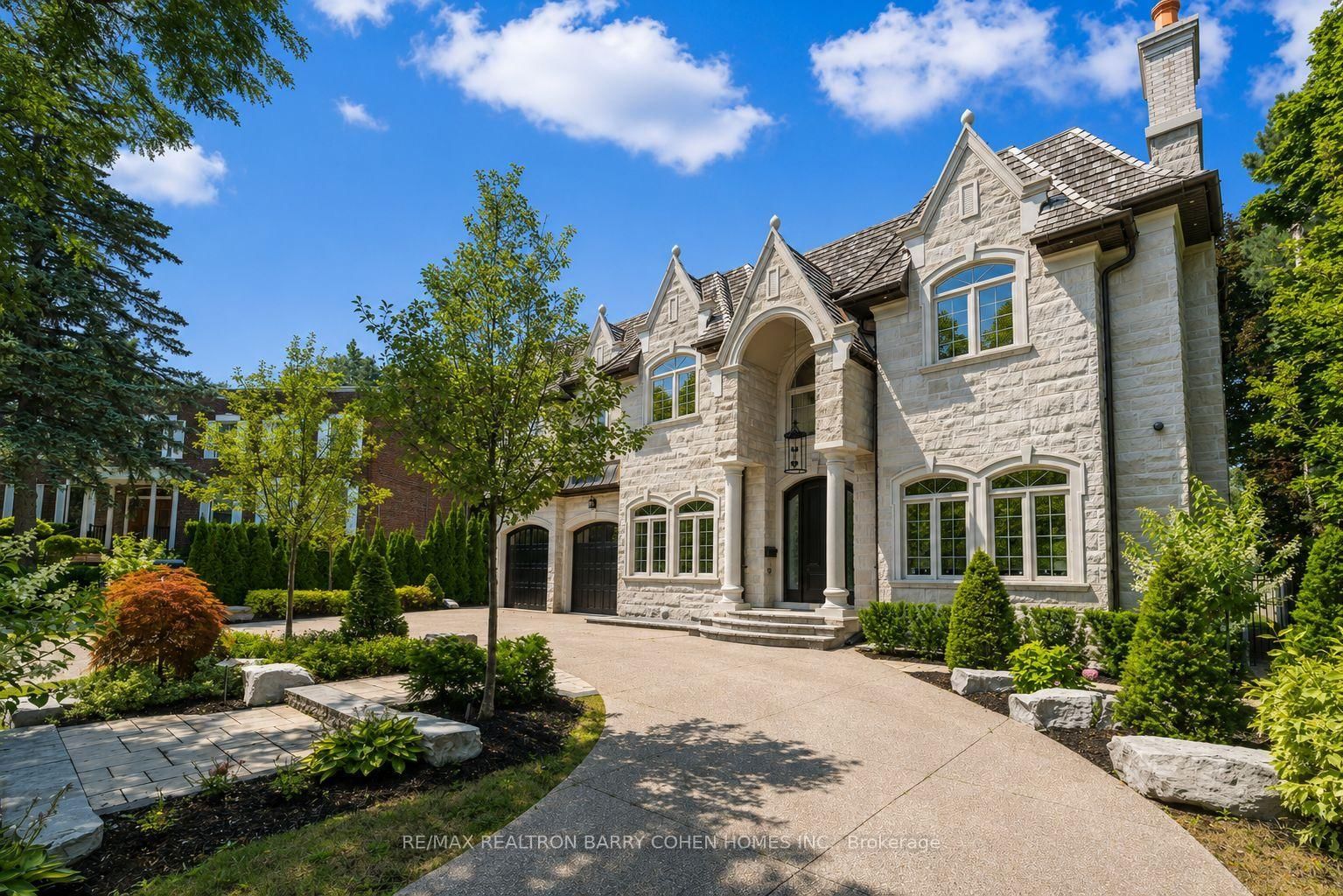 29 Junewood Crescent, Toronto, ON, photo 2