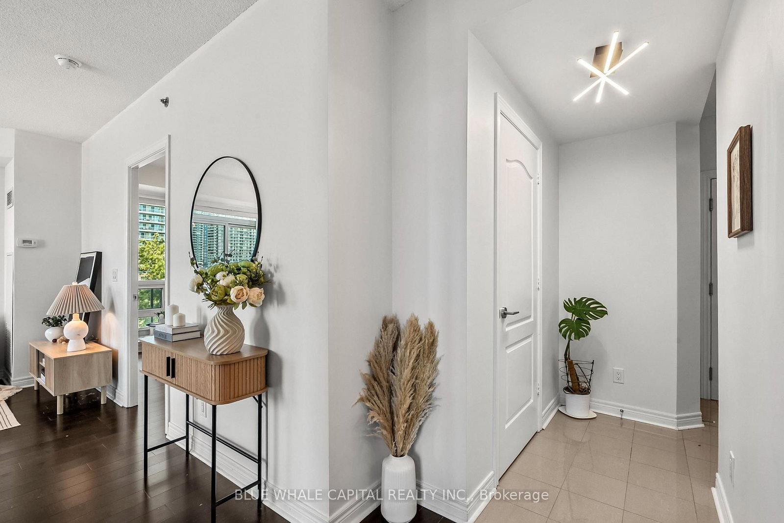 2756 Old Leslie Street, Unit 520 - Photo 17