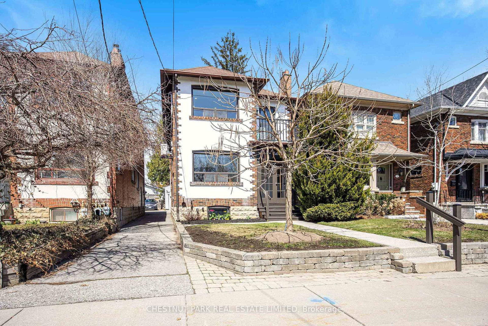 Upper-54 Mcnairn Avenue, Toronto, ON