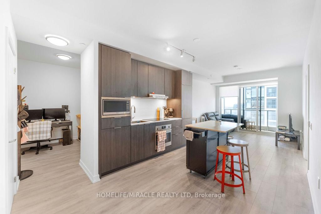7 Golden Lion Heights, Unit N2106 - Photo 9