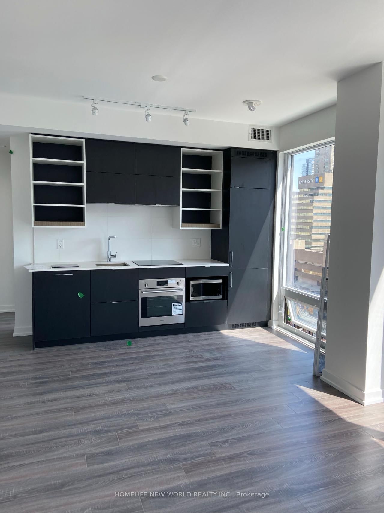 20 Edward Street, Unit 902