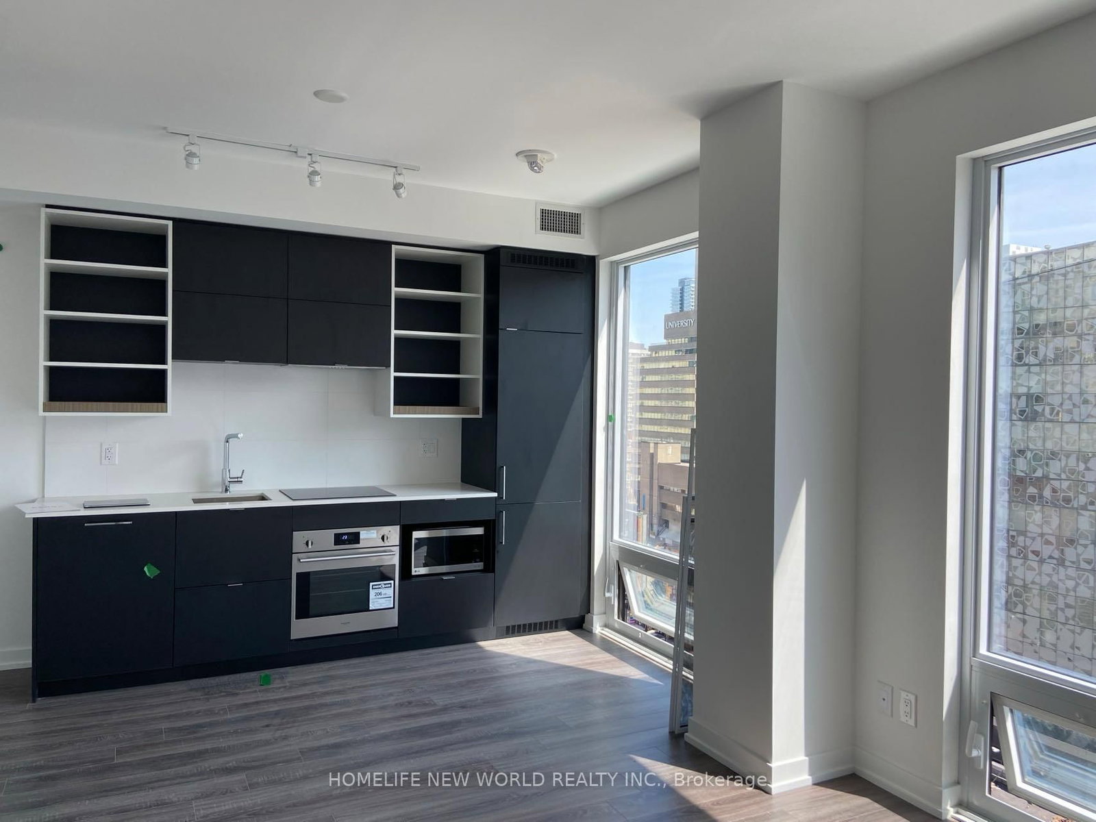 20 Edward Street, Unit 902 - Photo 2