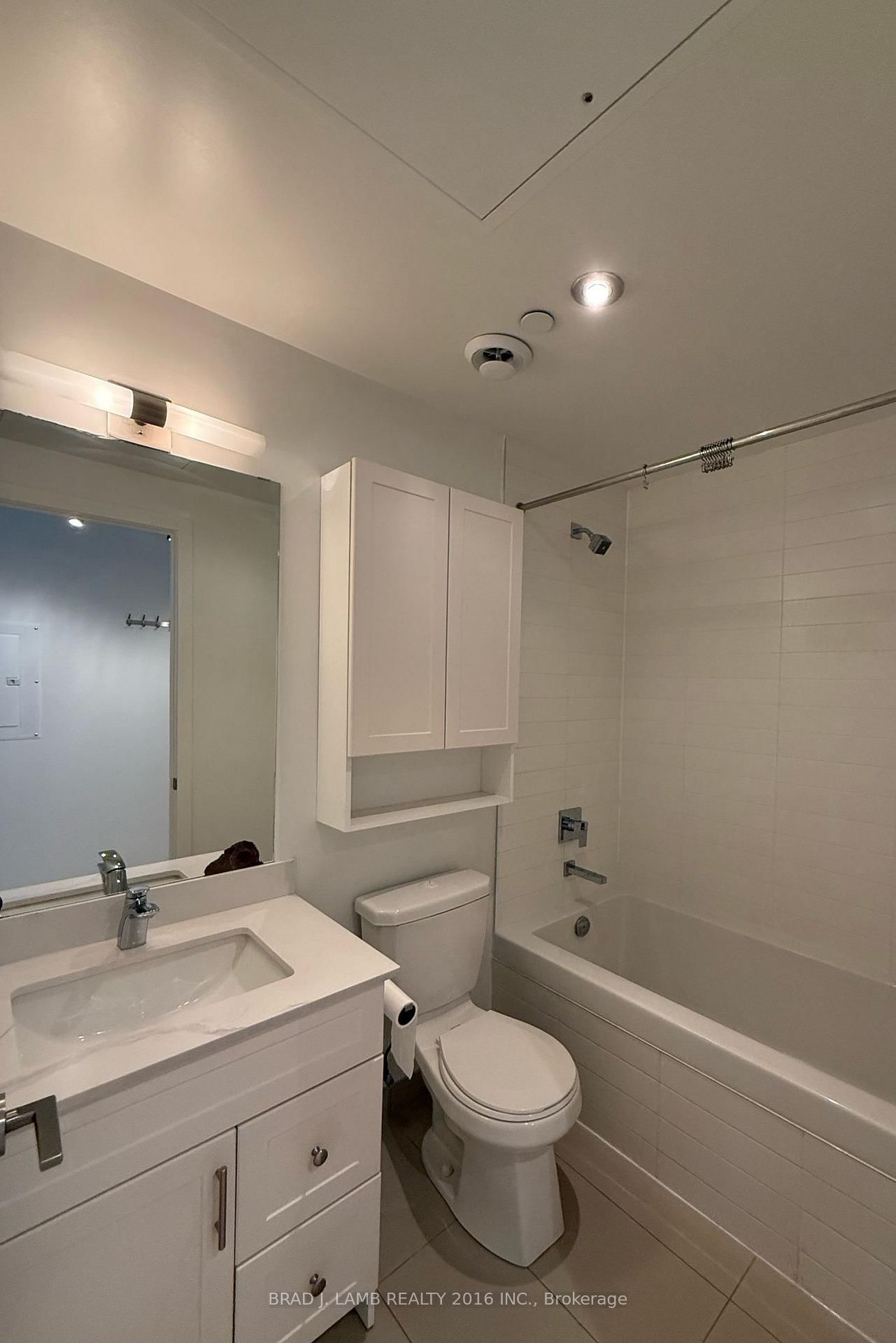 11 Charlotte Street, Unit 501 - Photo 16