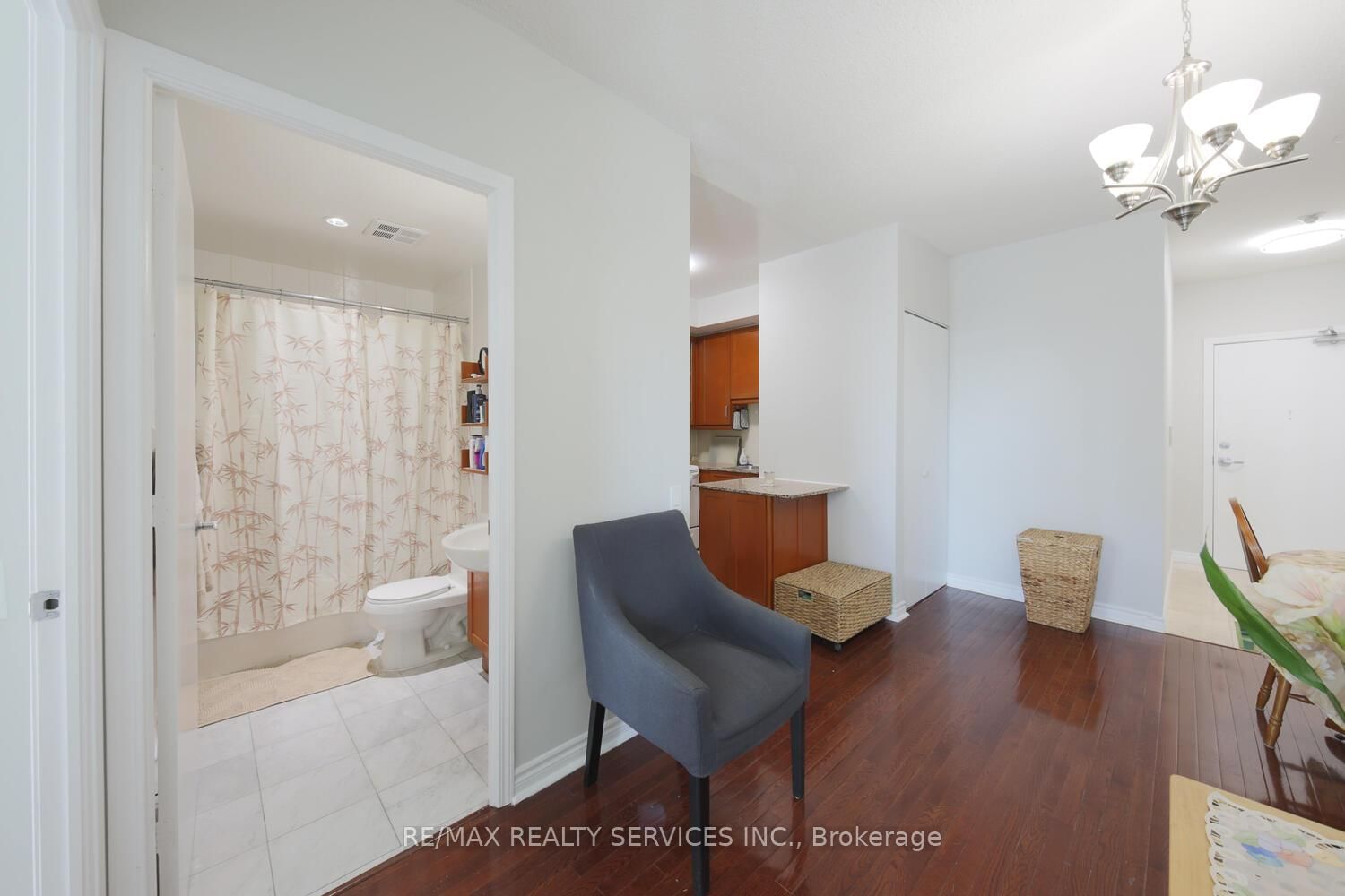 60 Byng Avenue, Unit 1215 - Photo 29