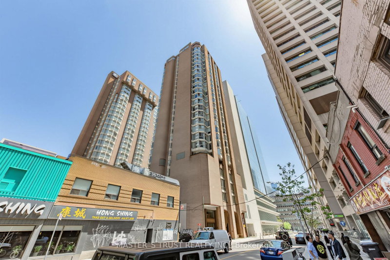 1702 - 55 Centre Avenue