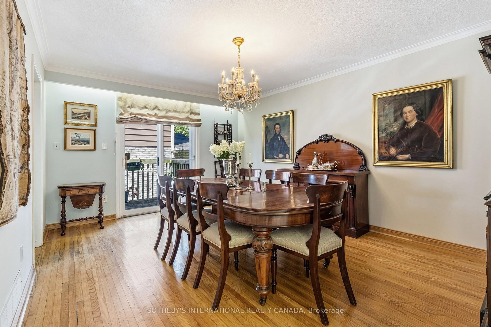 Listing Image 5