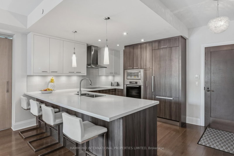 205 - 1888 Bayview Avenue