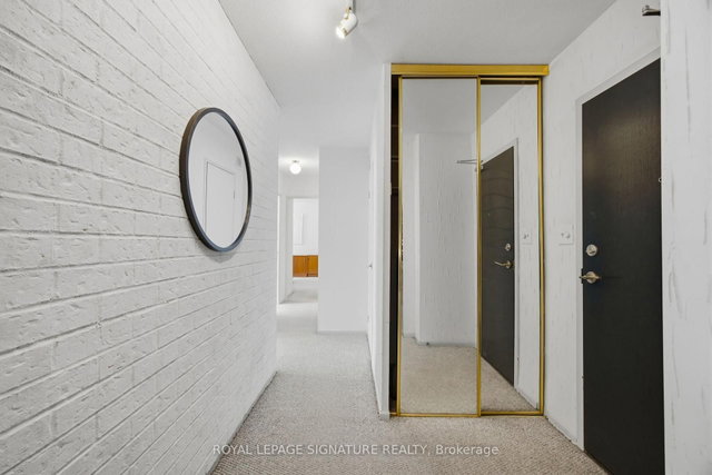 201 - 15 Vicora Linkway