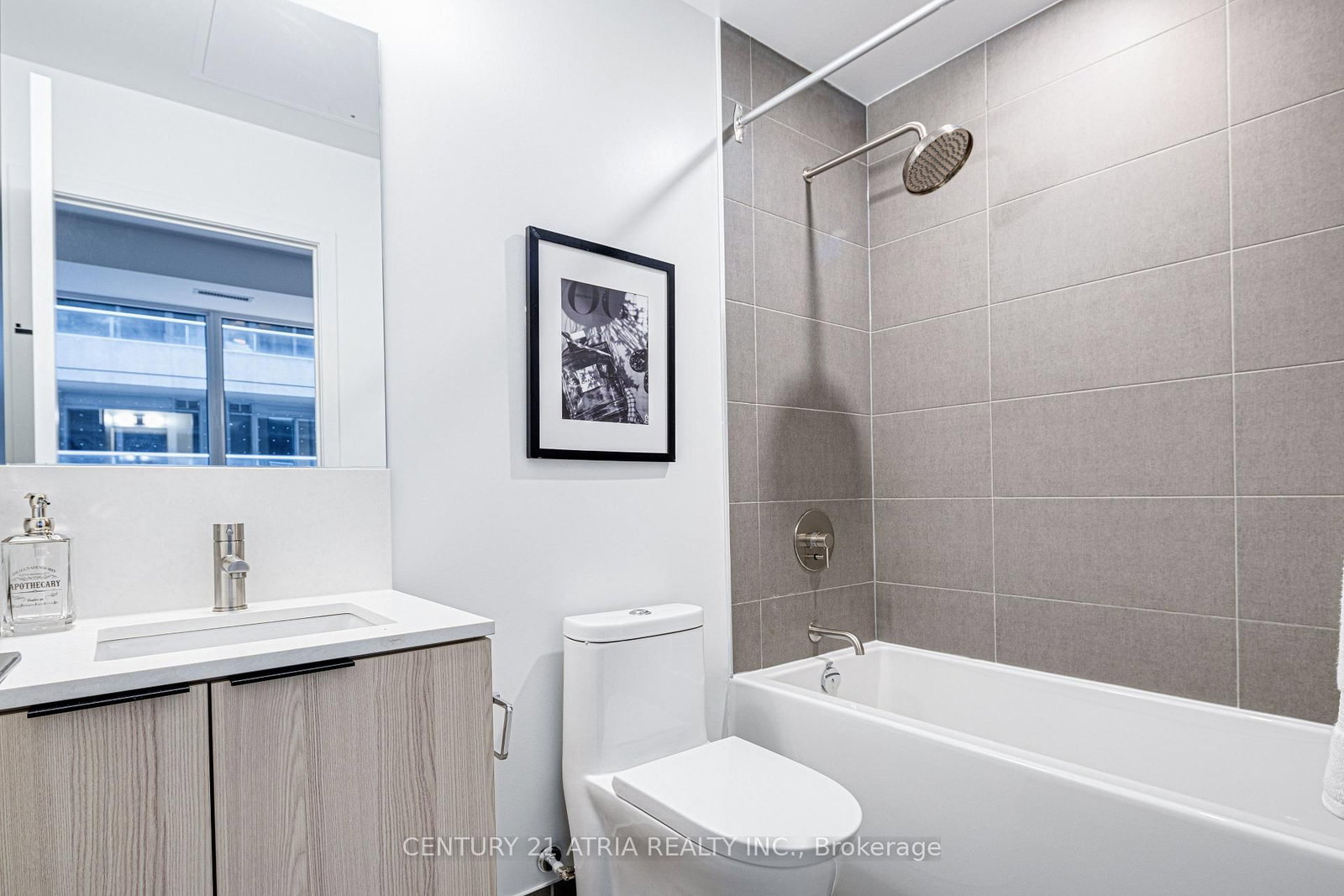 55 Mercer Street • #322 • Toronto, ON photo 16