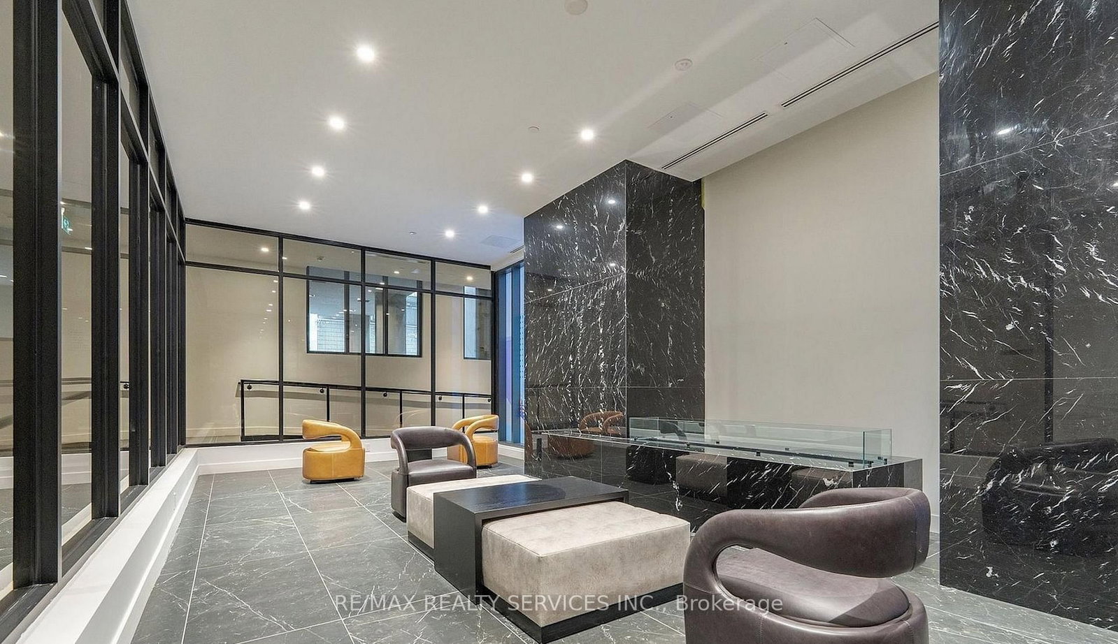 2505-308 Jarvis Street, Toronto, ON, photo 3