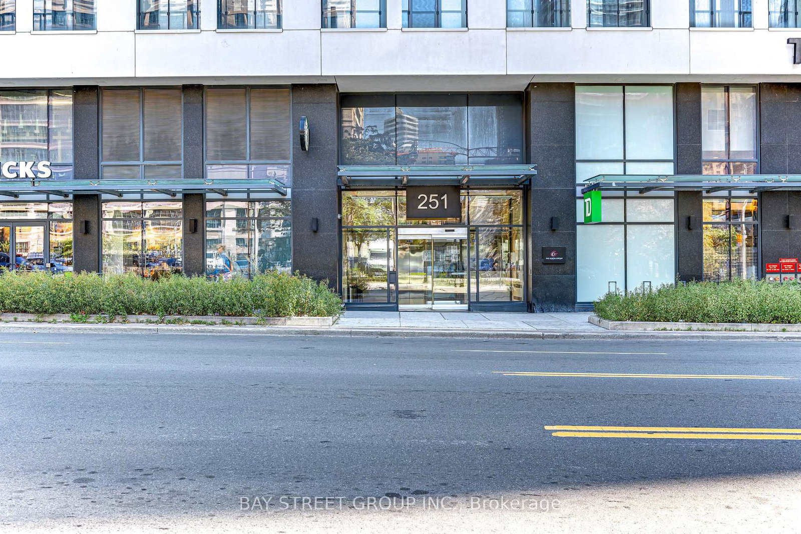 3809-251 Jarvis Street, Toronto, ON, photo 2