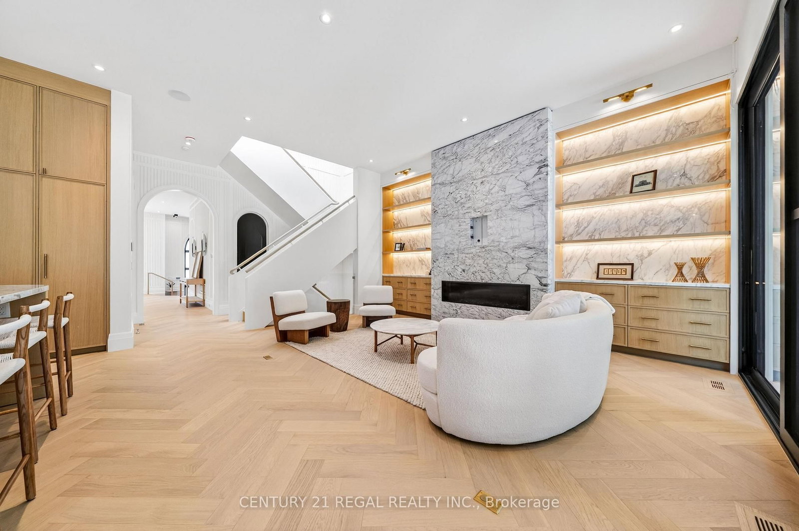 43 Wanless Crescent • Toronto, ON photo 17