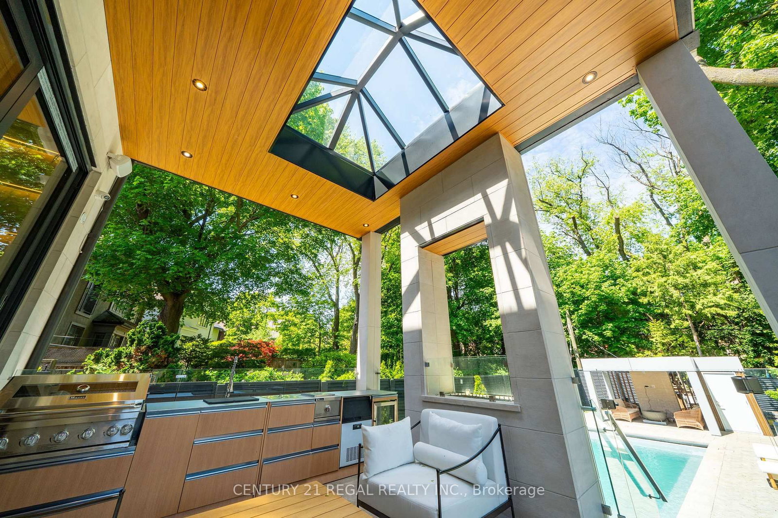 43 Wanless Crescent • Toronto, ON photo 47