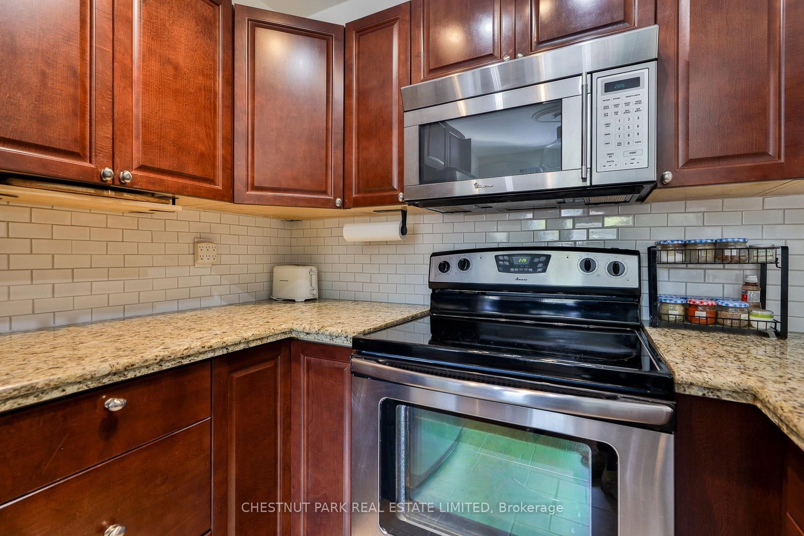 1648 Bathurst Street, Unit 5 - Photo 13