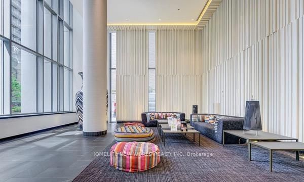42 Charles Street E, Unit 1501 - Photo 3