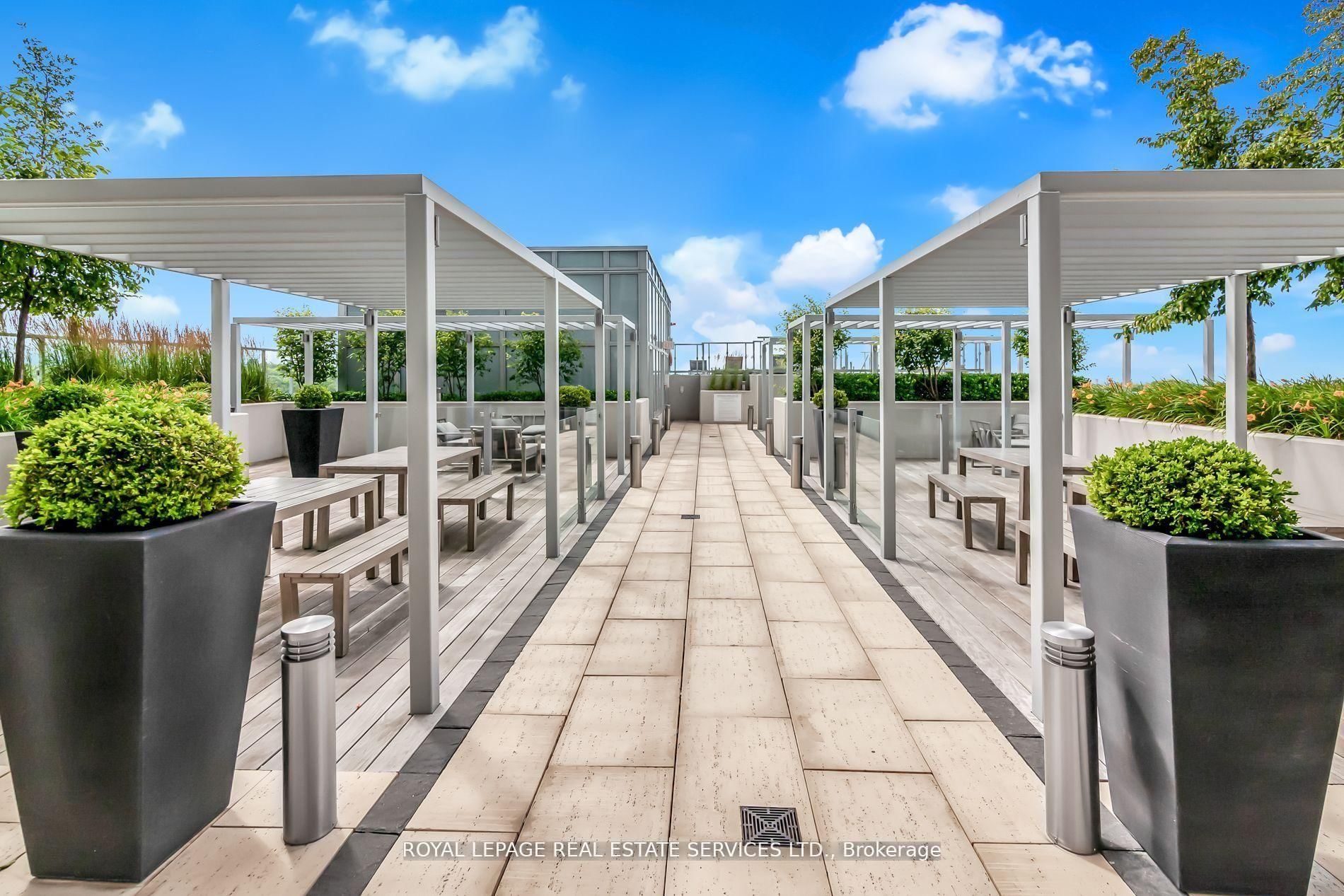 501 St Clair Avenue W, Unit 1104