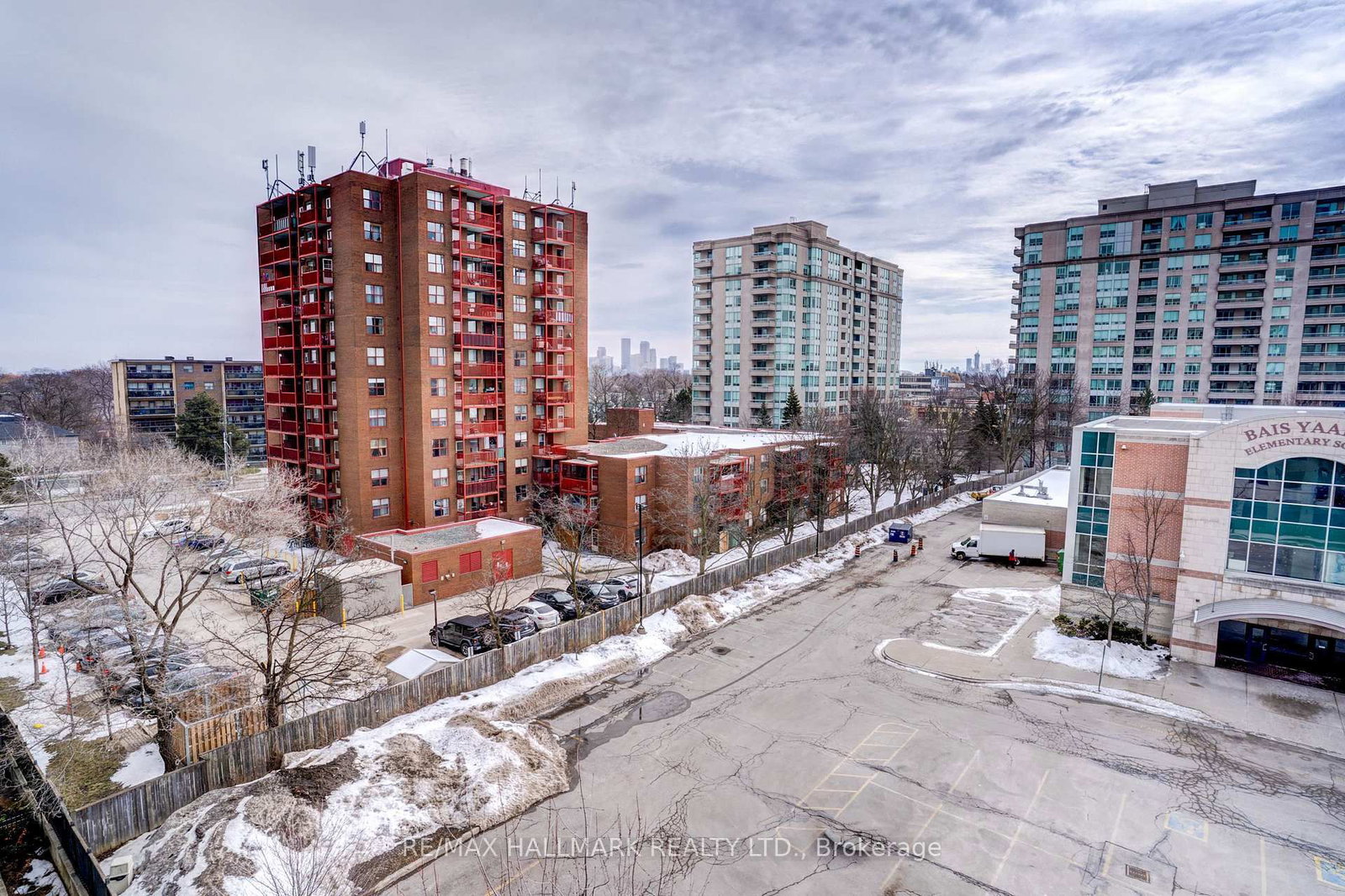 35 Saranac Boulevard • #630 • Toronto, ON photo 32