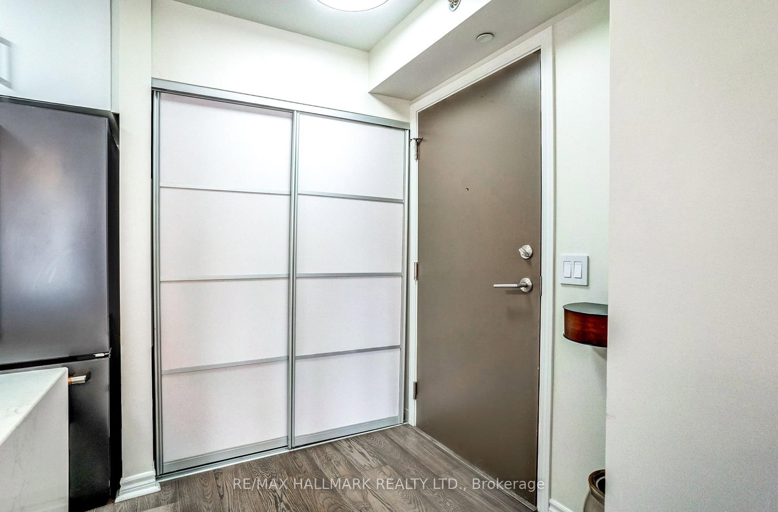 35 Saranac Boulevard • #630 • Toronto, ON photo 5