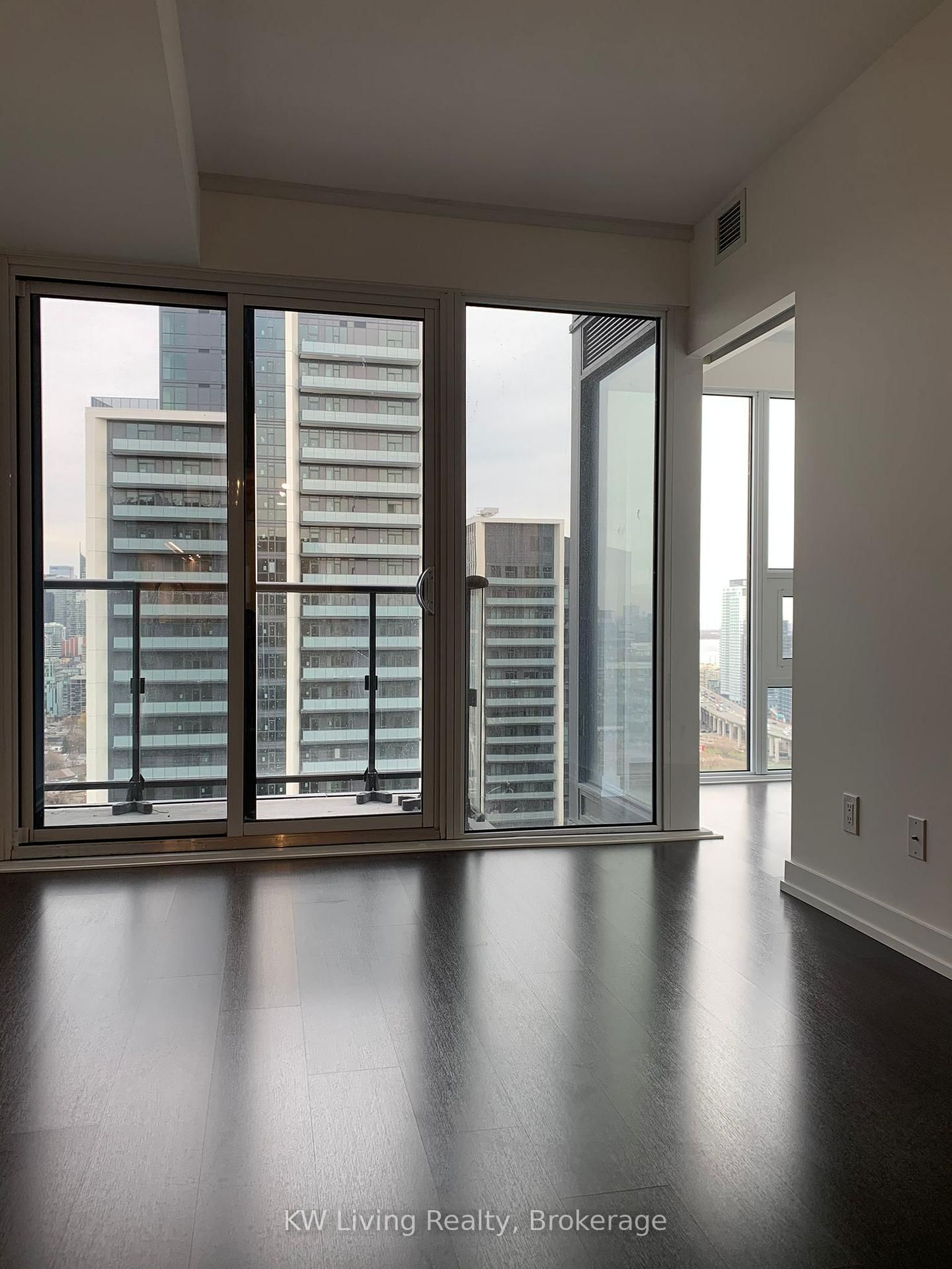 19 Western Battery Road, Unit 3105 - Photo 6