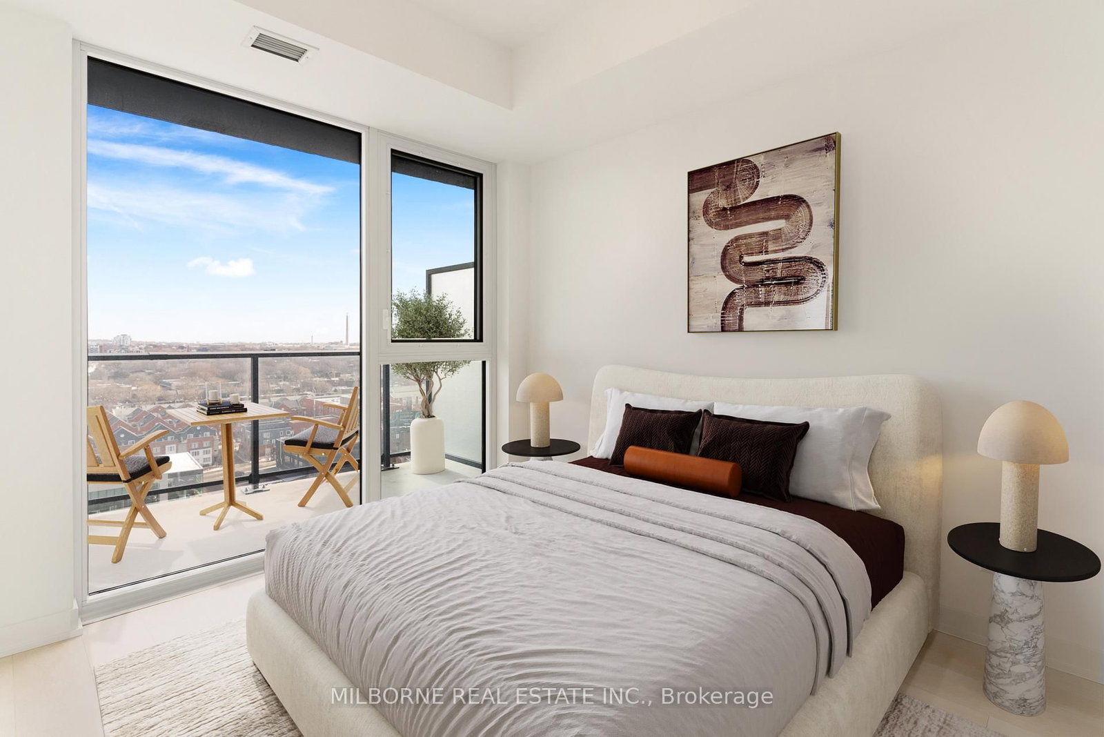 5 Defries Street, Unit 3513 - Photo 3