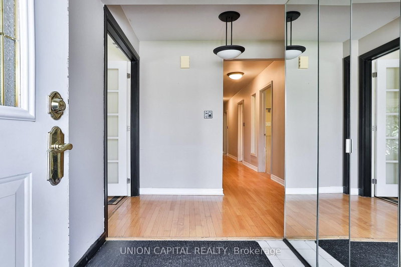 228 Maxwell Street