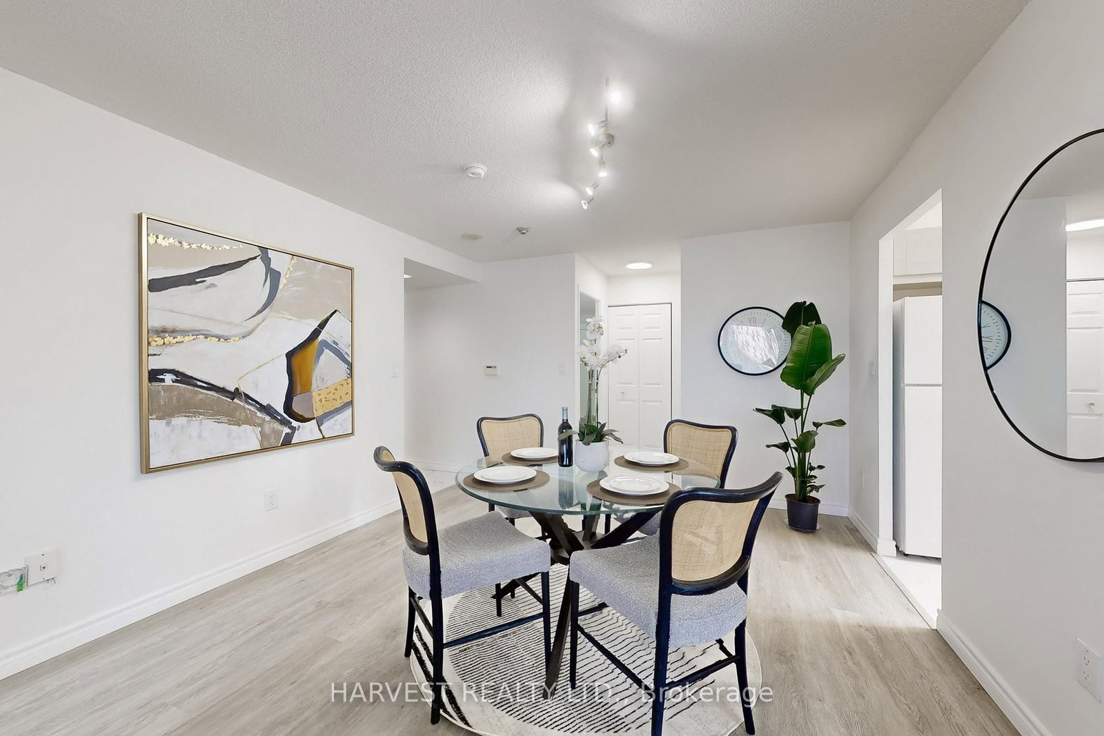 1 Pemberton Avenue, Unit 908 - Photo 10