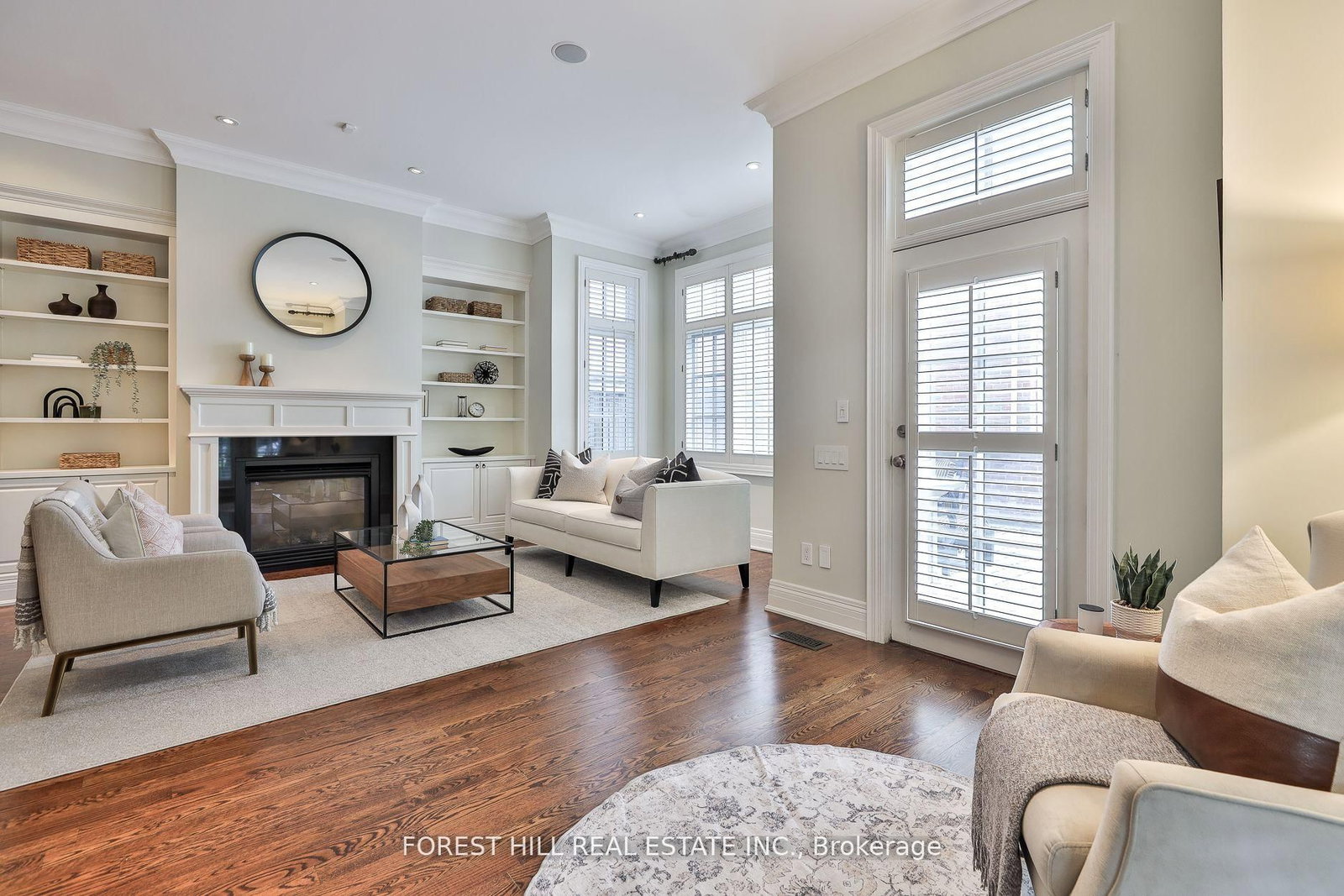 109 Lonsdale Road • Toronto, ON photo 10