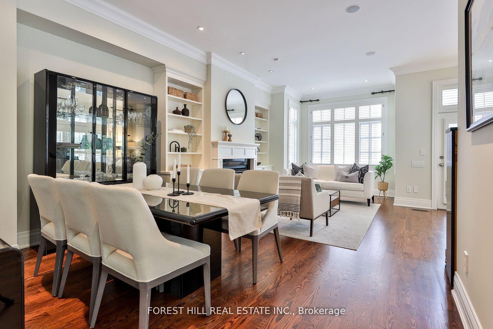 109 Lonsdale Road - Photo 2