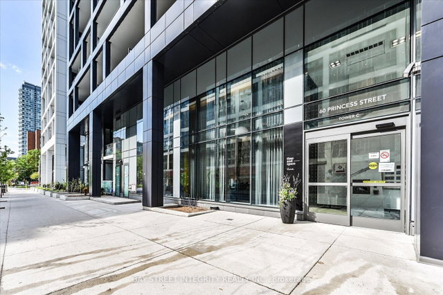 516 - 60 Princess Street