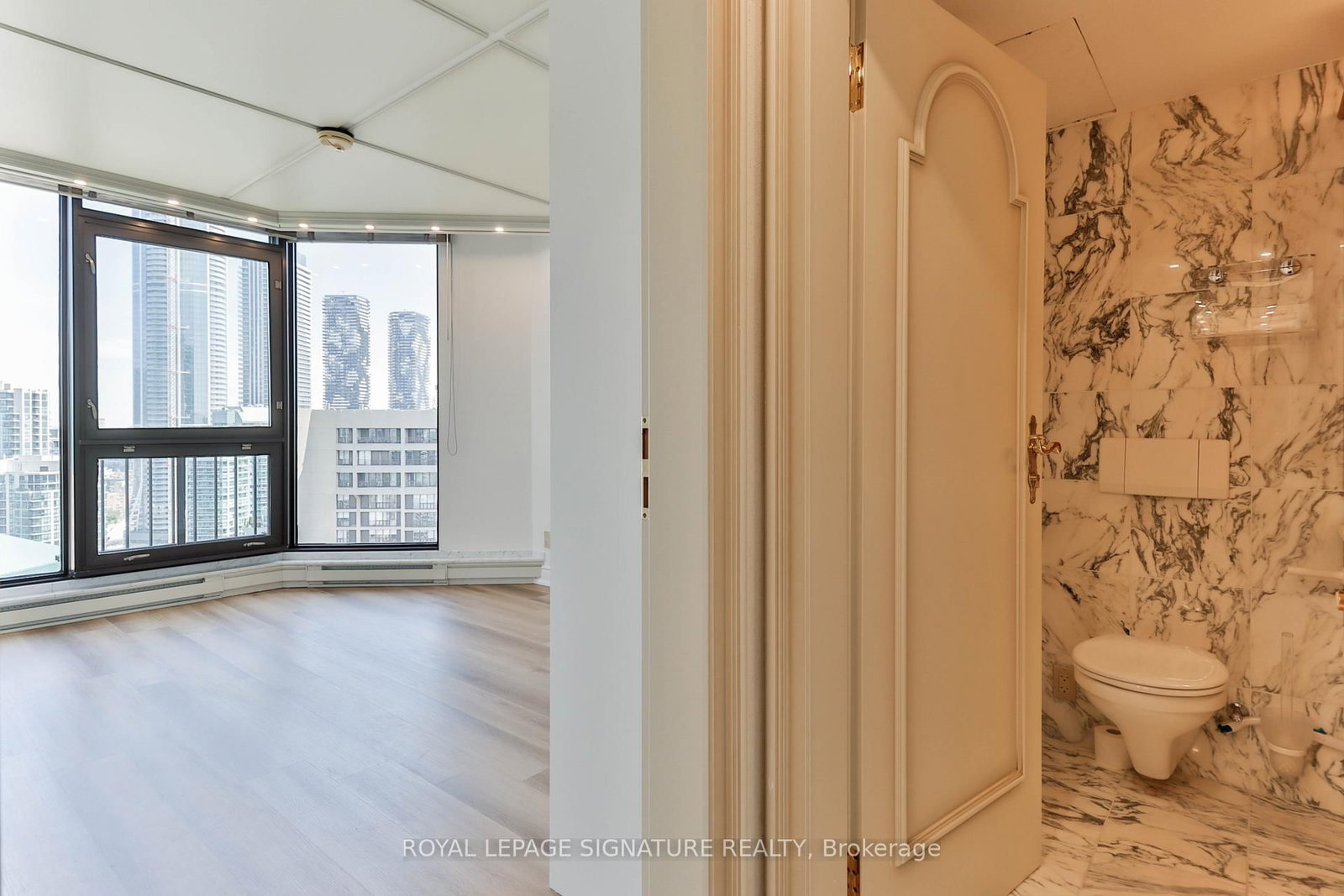 55 Harbour Square • #PH10 • Toronto, ON photo 28