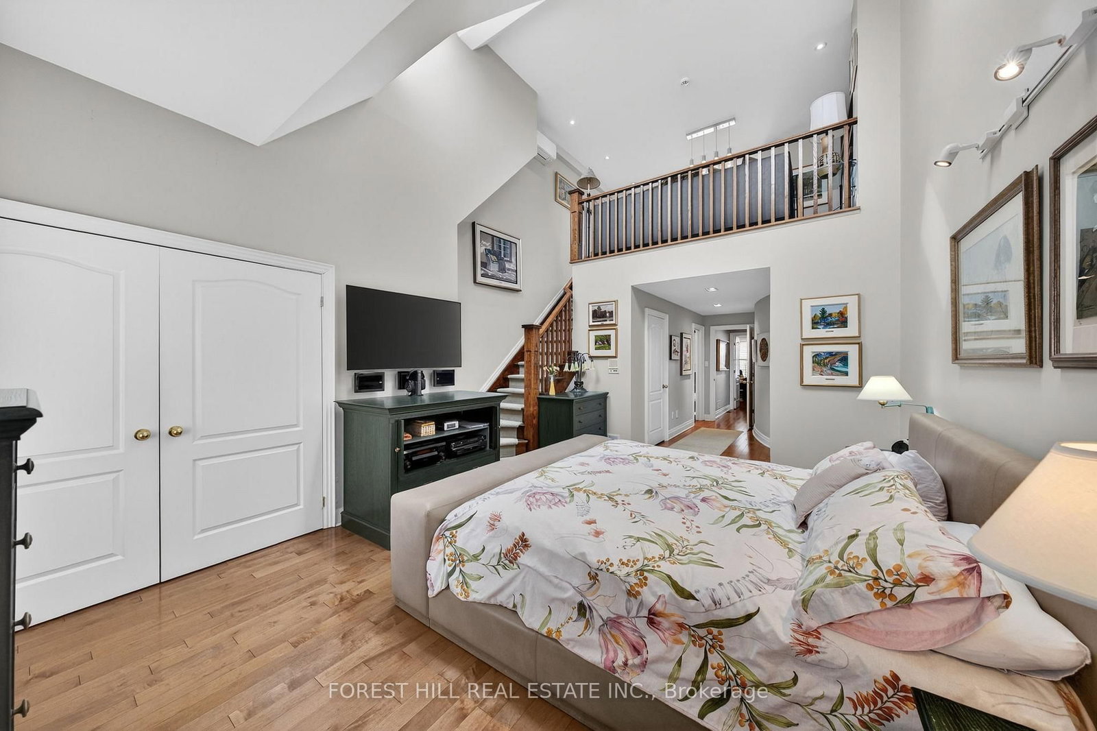 252 Spadina Road • Toronto, ON photo 36
