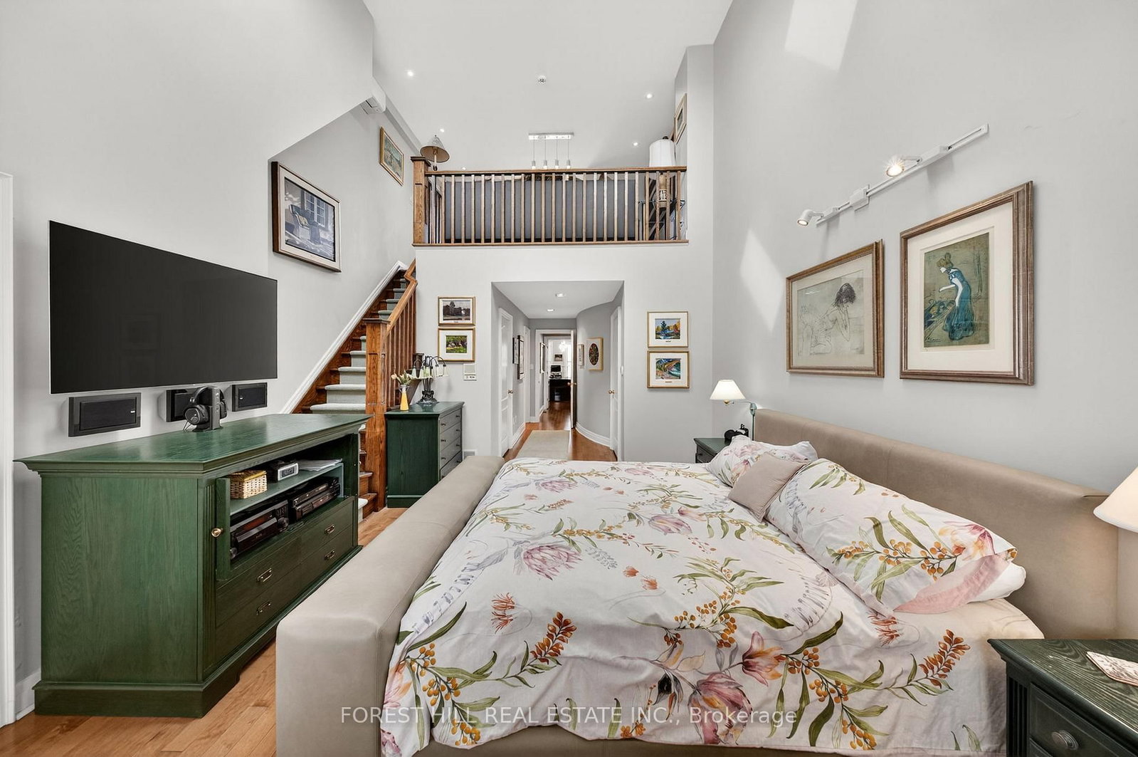 252 Spadina Road • Toronto, ON photo 37