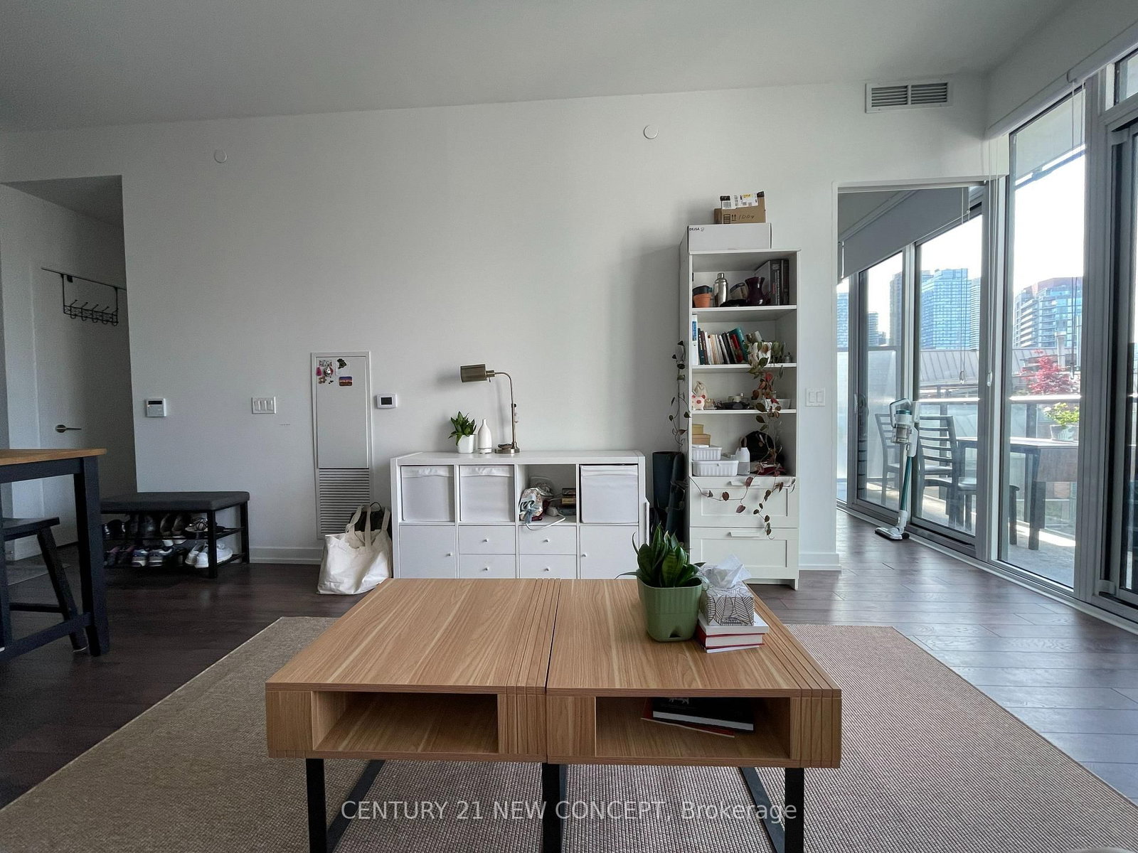 158 Front Street E • #1009 • Toronto, ON photo 13