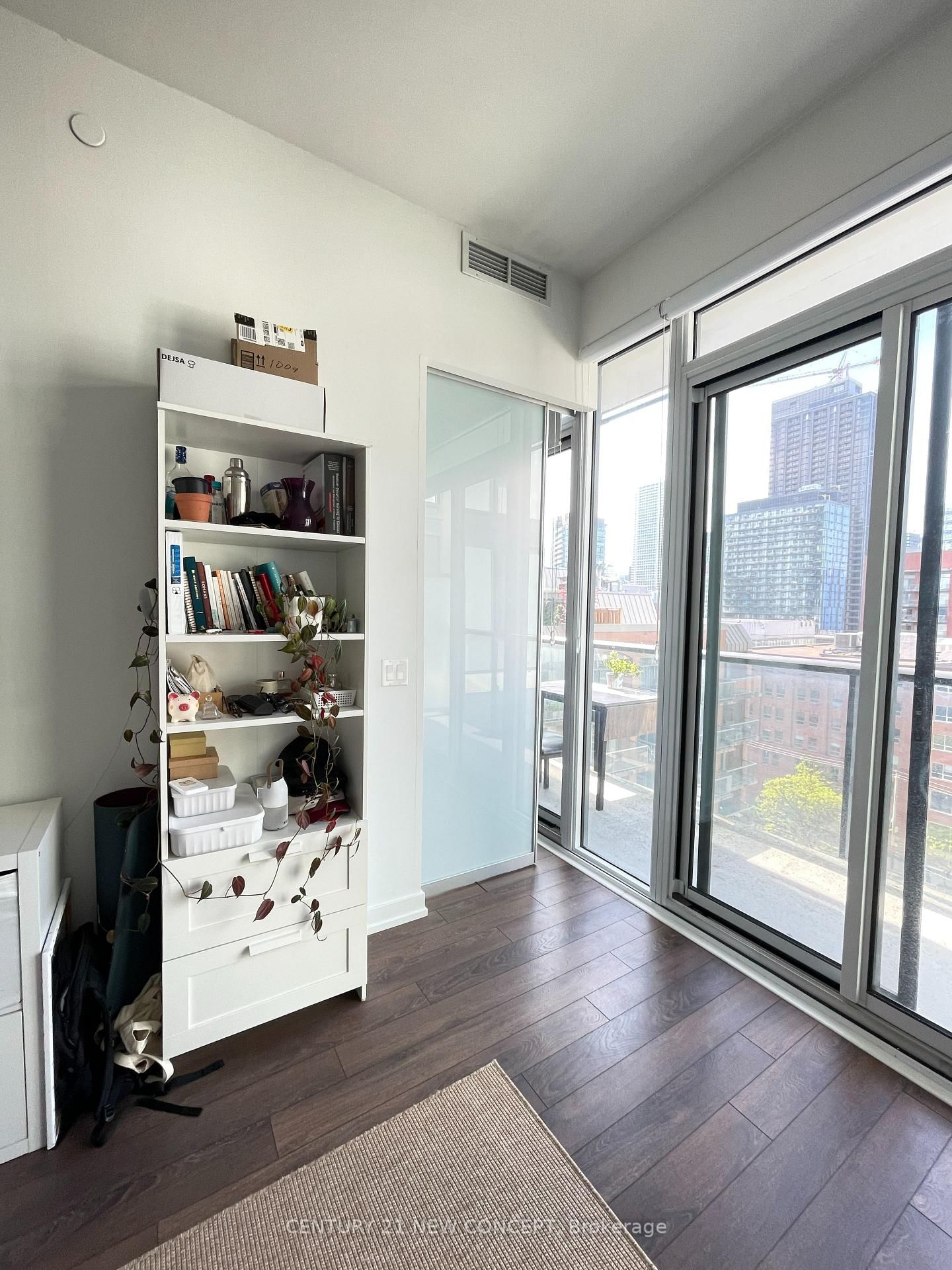158 Front Street E • #1009 • Toronto, ON photo 15