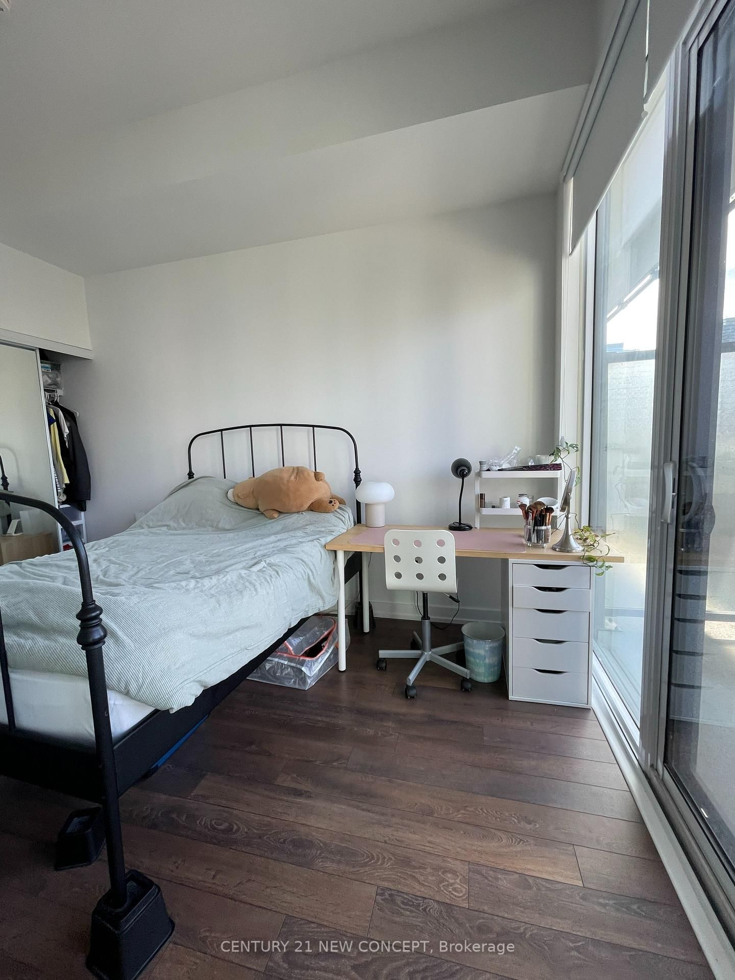 158 Front Street E • #1009 • Toronto, ON photo 20