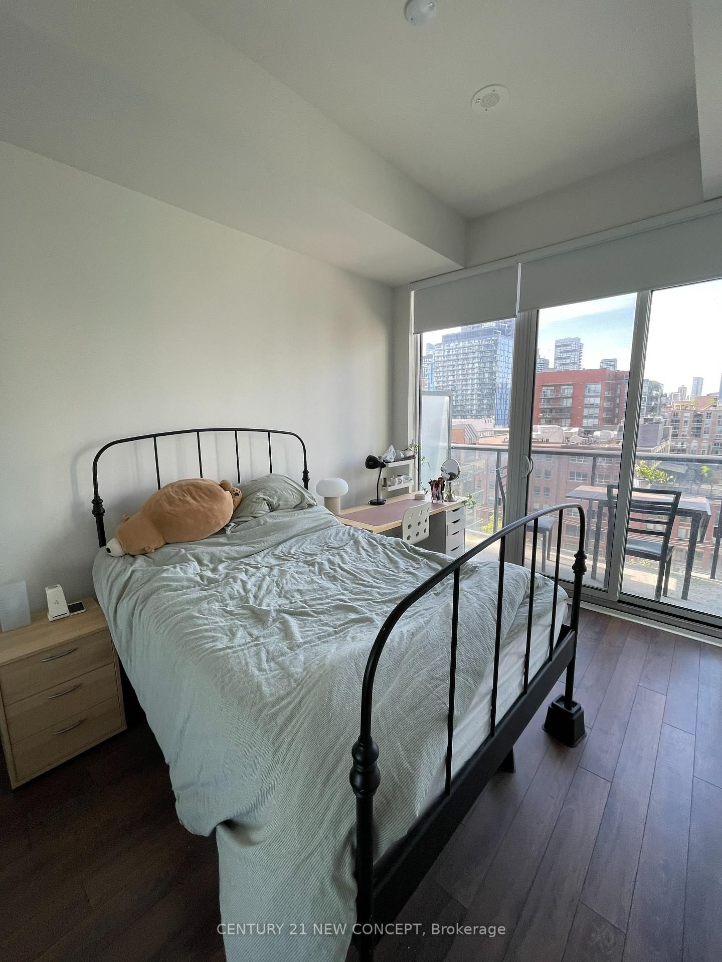 158 Front Street E • #1009 • Toronto, ON photo 23