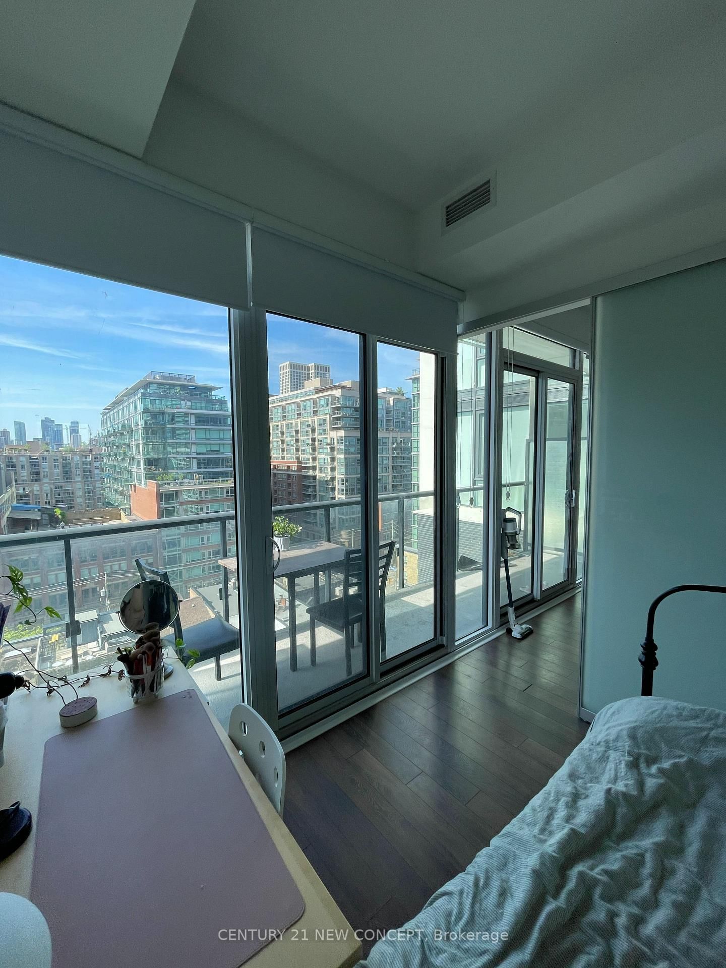 158 Front Street E • #1009 • Toronto, ON photo 24