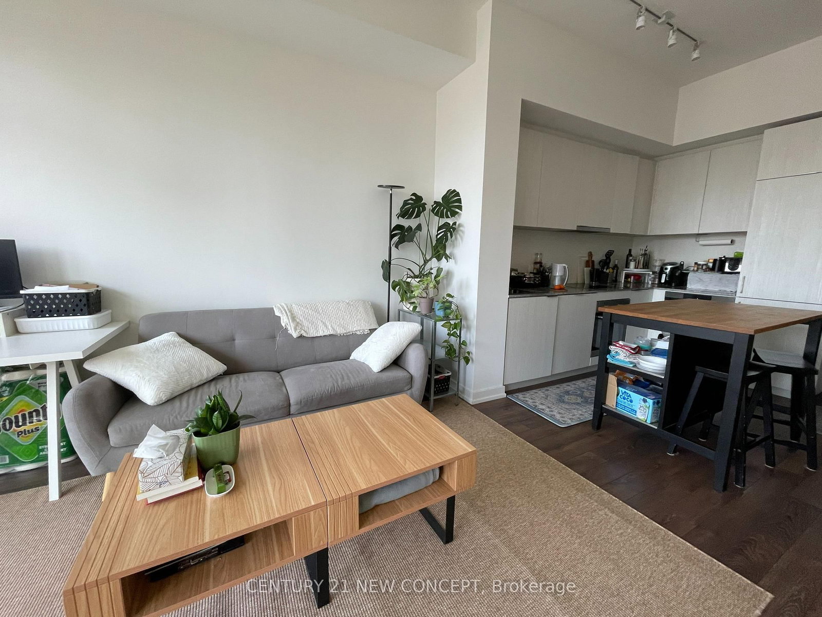158 Front Street E • #1009 • Toronto, ON photo 7