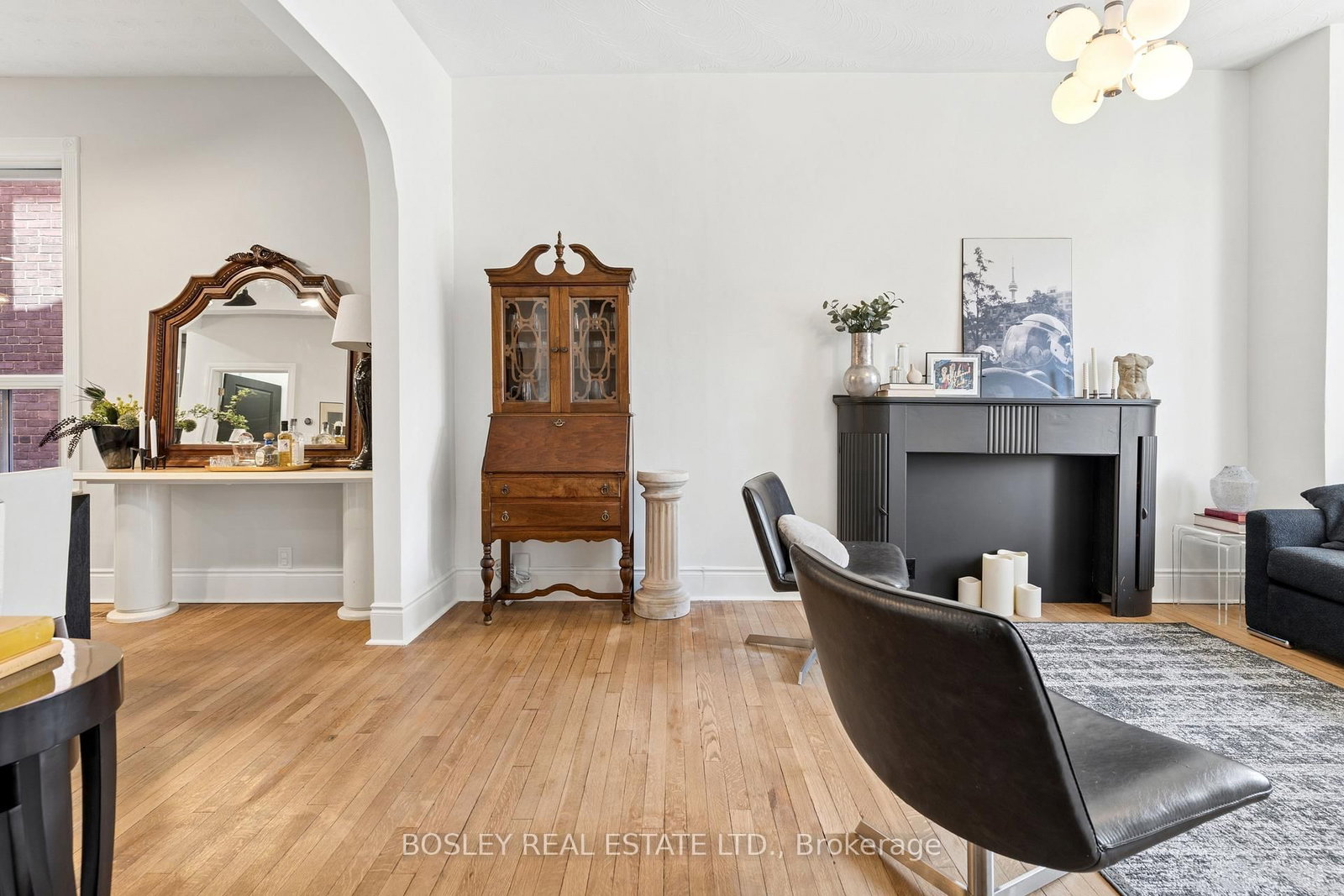 40 Halton Street • Toronto, ON photo 7