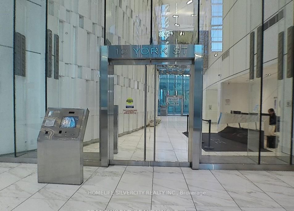 12 York Street, Unit 601 - Photo 2