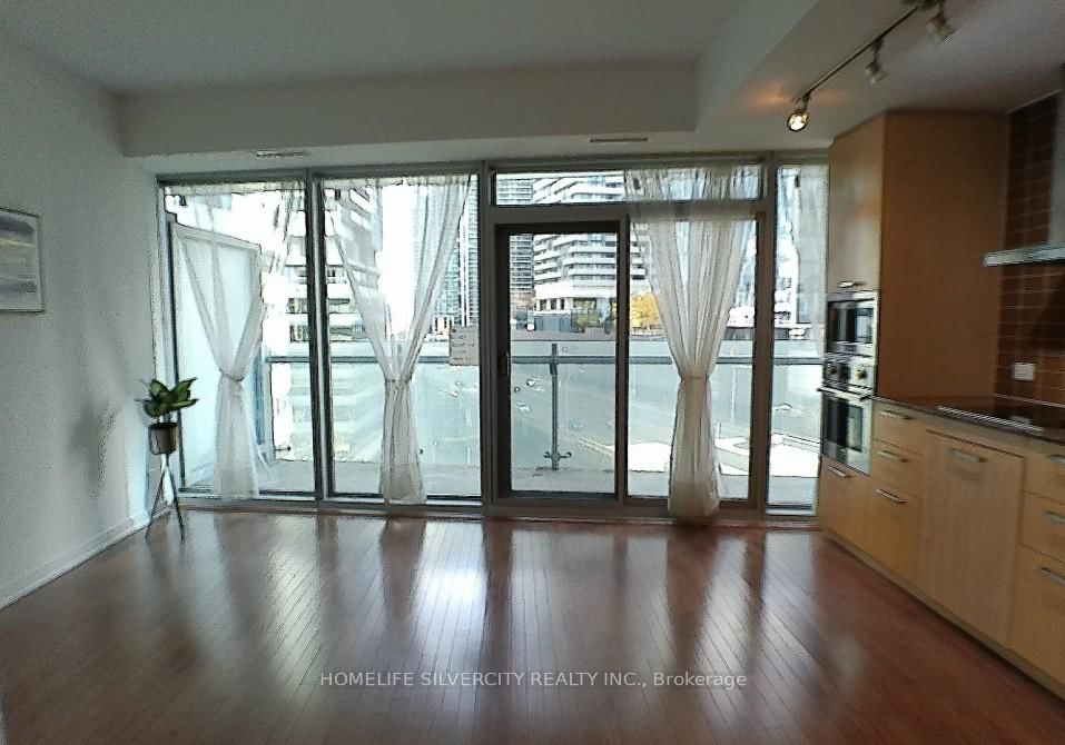 12 York Street, Unit 601 - Photo 8