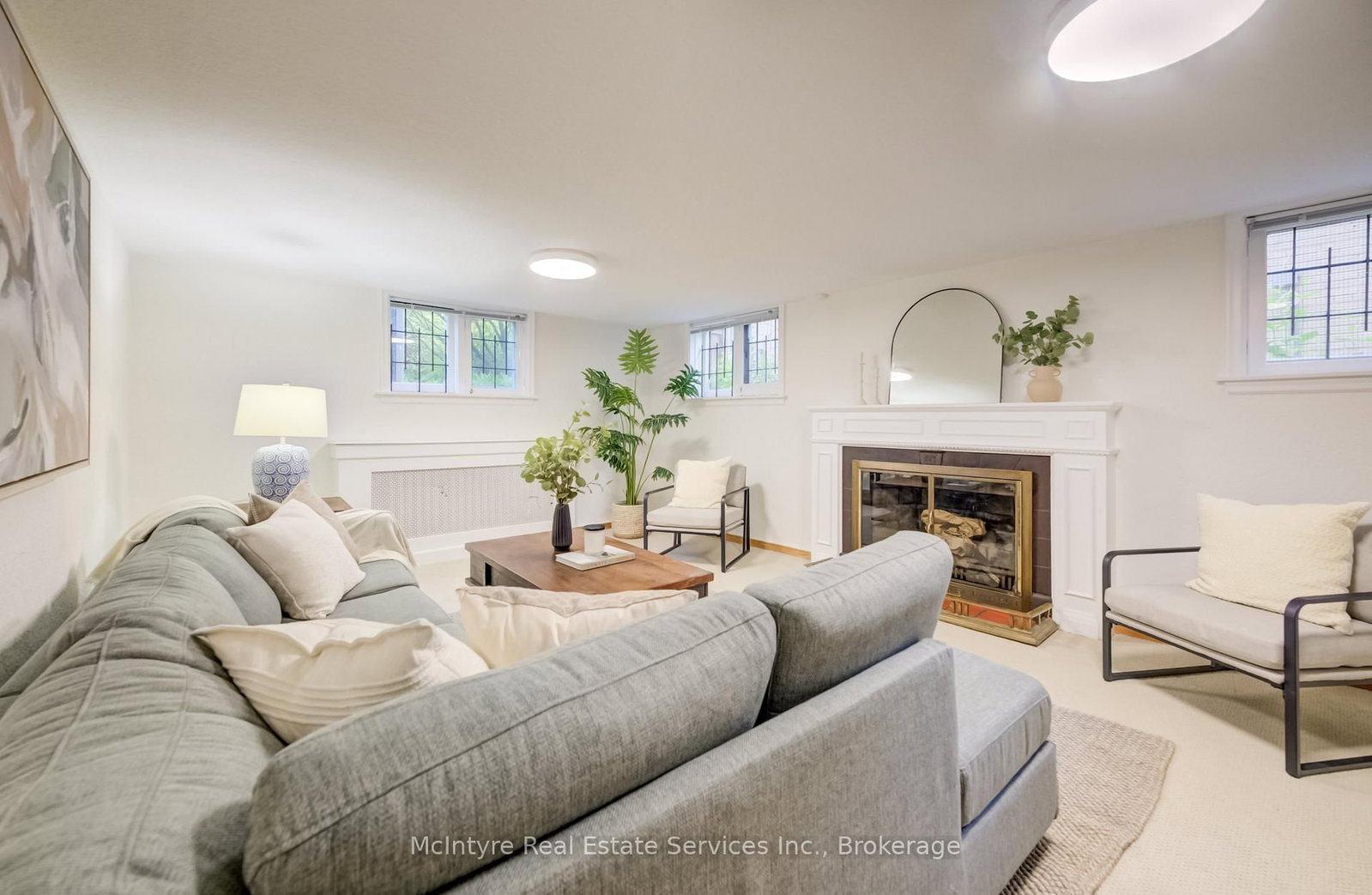 560 Blythwood Road • Toronto, ON photo 21