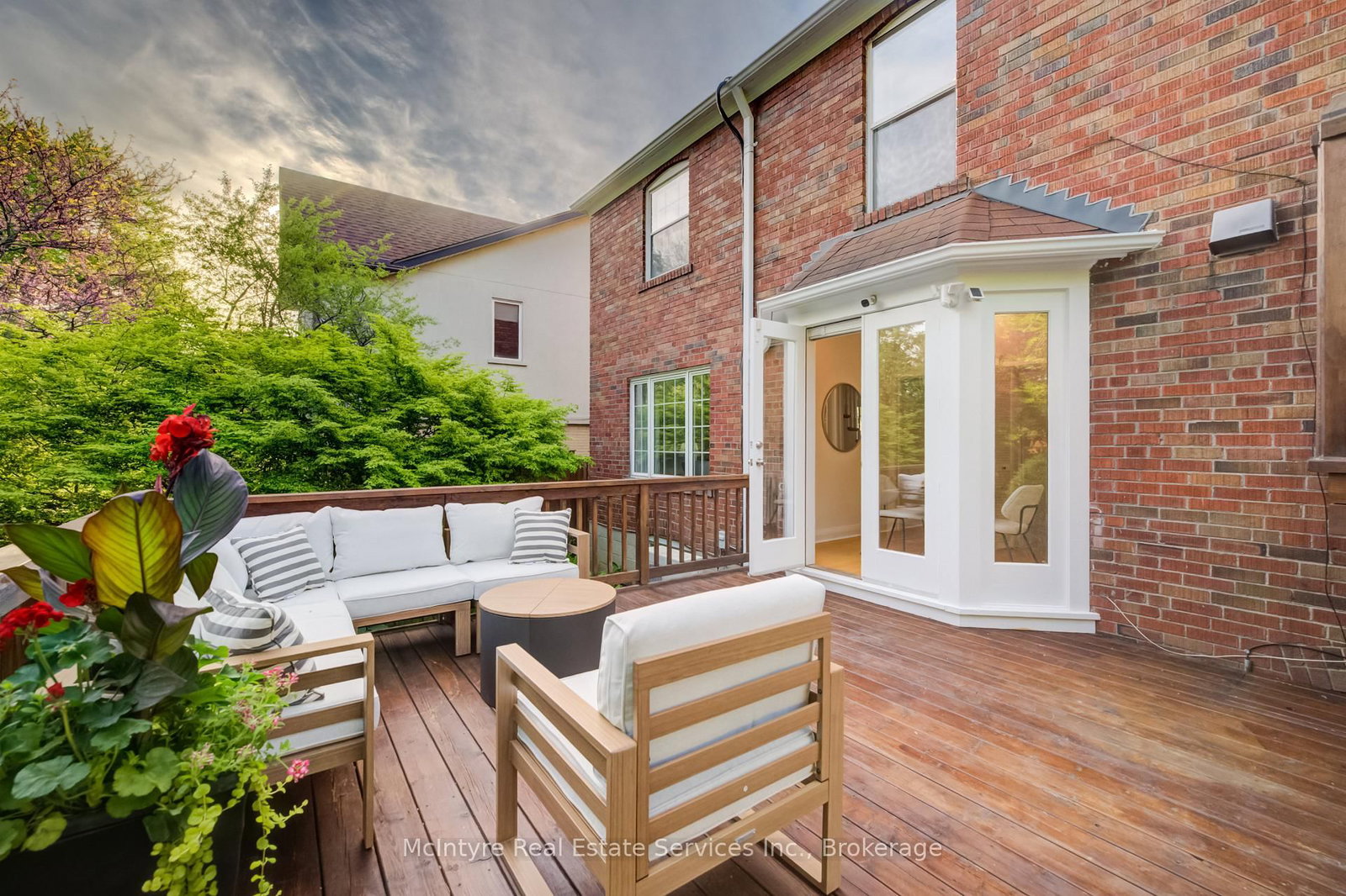 560 Blythwood Road • Toronto, ON photo 27