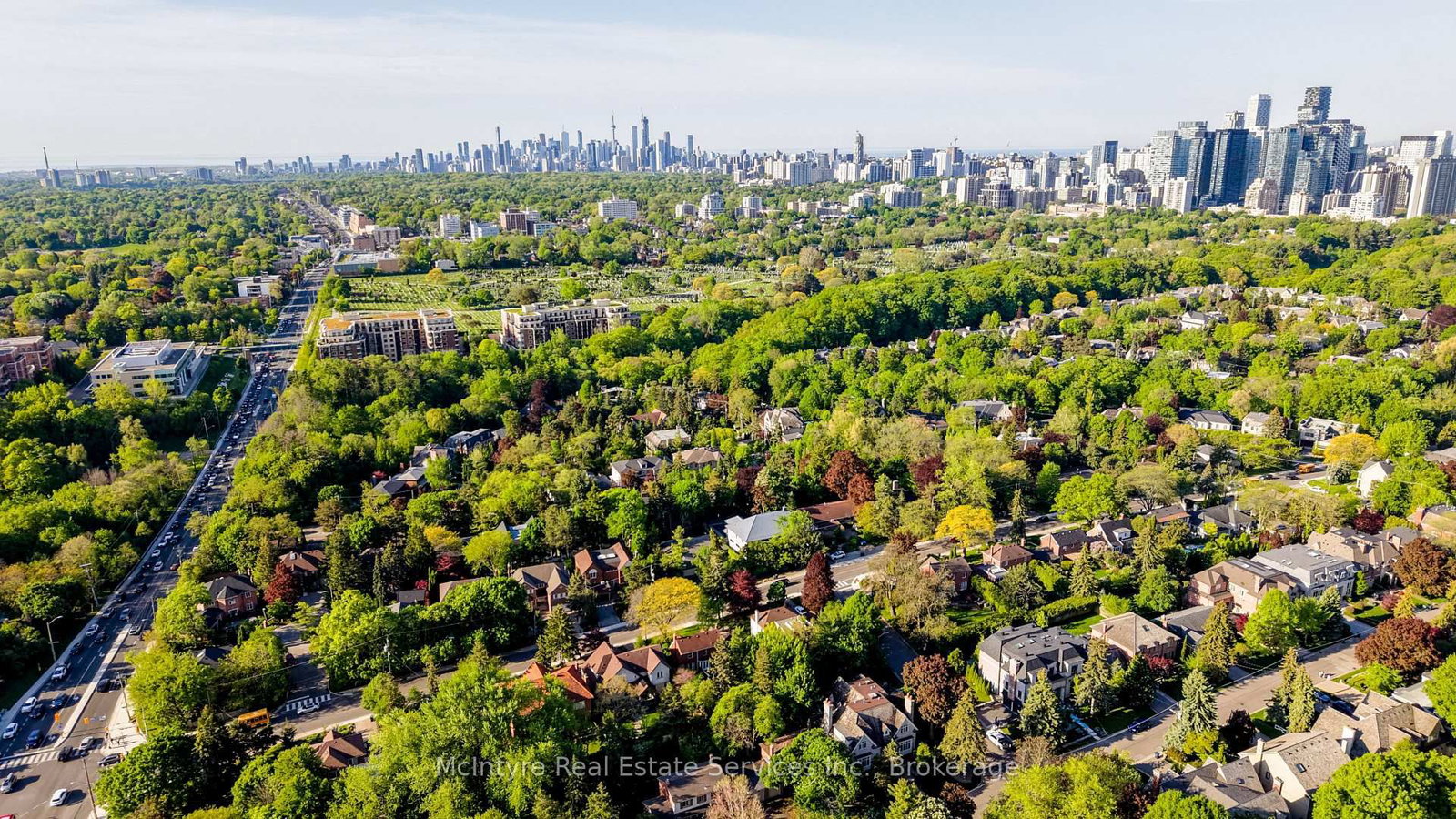 560 Blythwood Road • Toronto, ON photo 36
