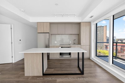 130 River Street • #1102 • Toronto, ON