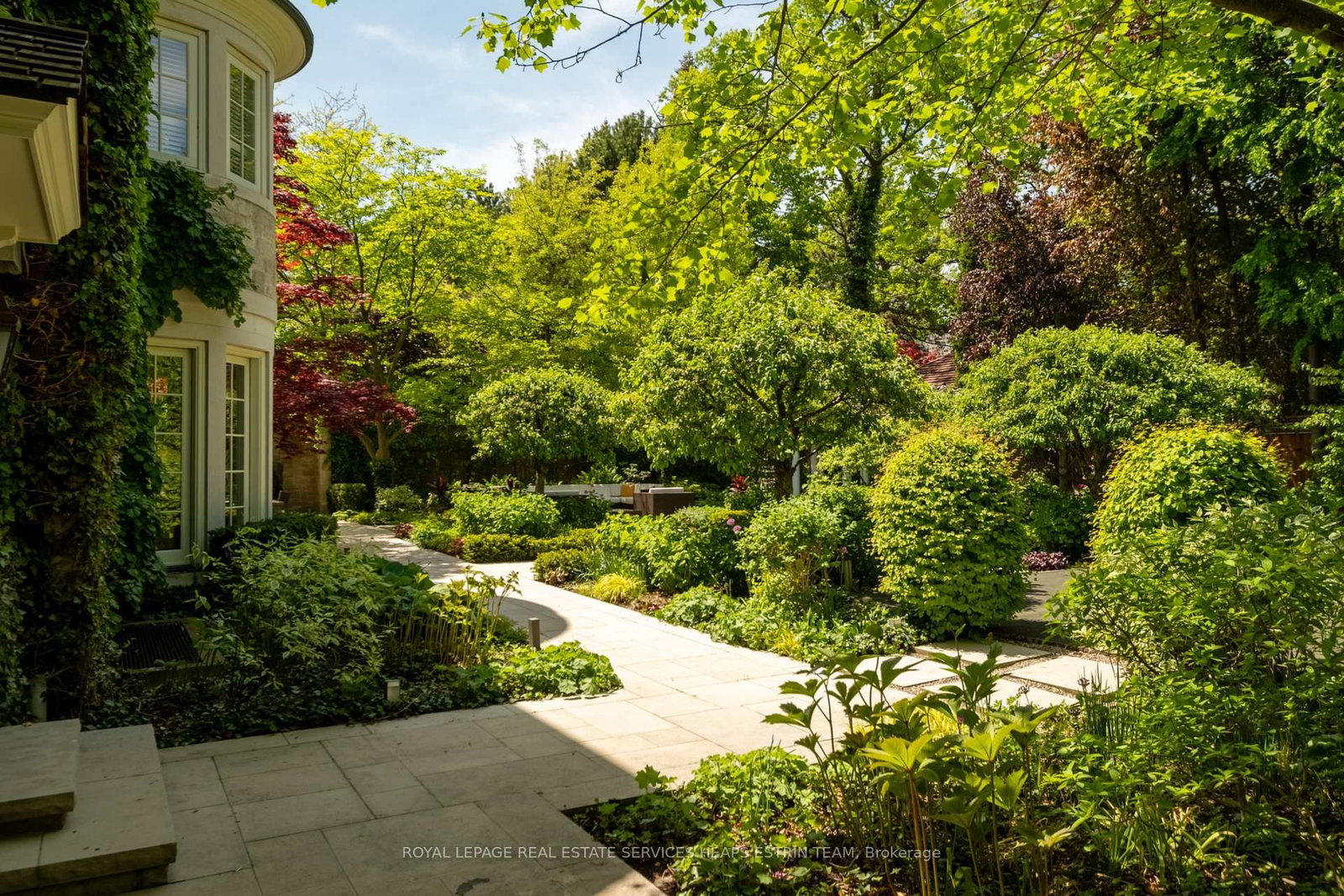 76 Binscarth Road • Toronto, ON photo 42