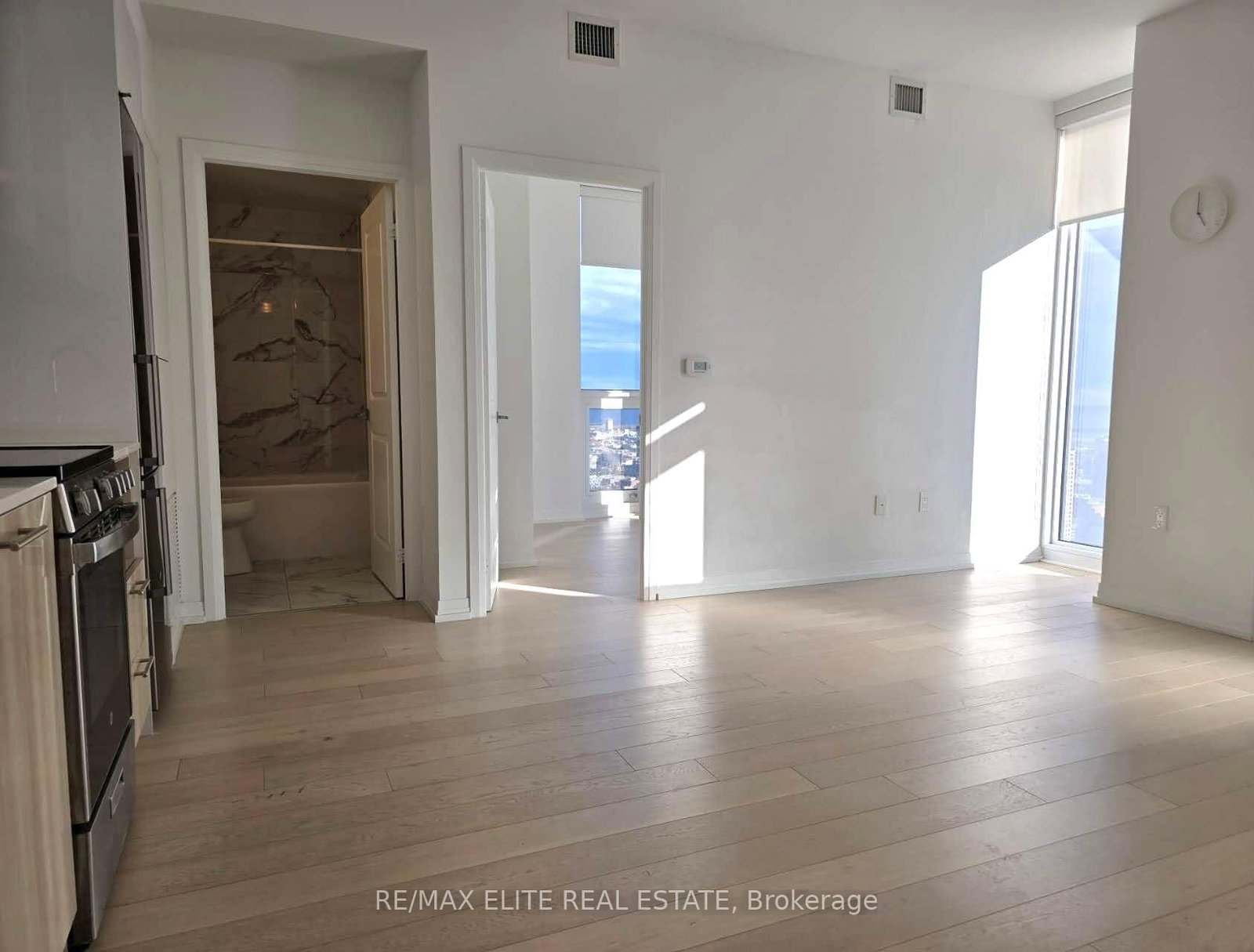 251 Jarvis Street, Unit PH 5003 - Photo 4
